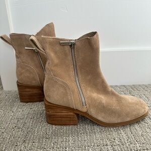 Steve Madden Women's Tan Suede Ankle Boots